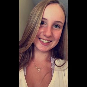 Meet your Posher, Jillian